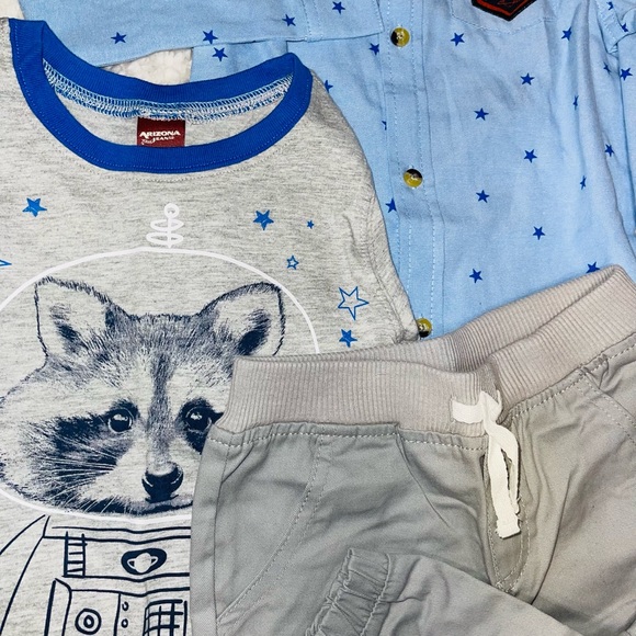 Boys 3 Piece Set Size 5T Outfit NEW - Picture 2 of 8